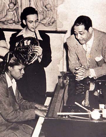 elayne jones duke.jpg